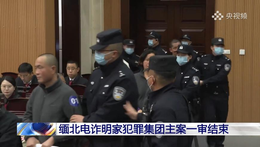 美国核航母突遭巨轮撞击影响几何,24年管家婆一肖一码资料,创造力策略实施推广_iosV14.64