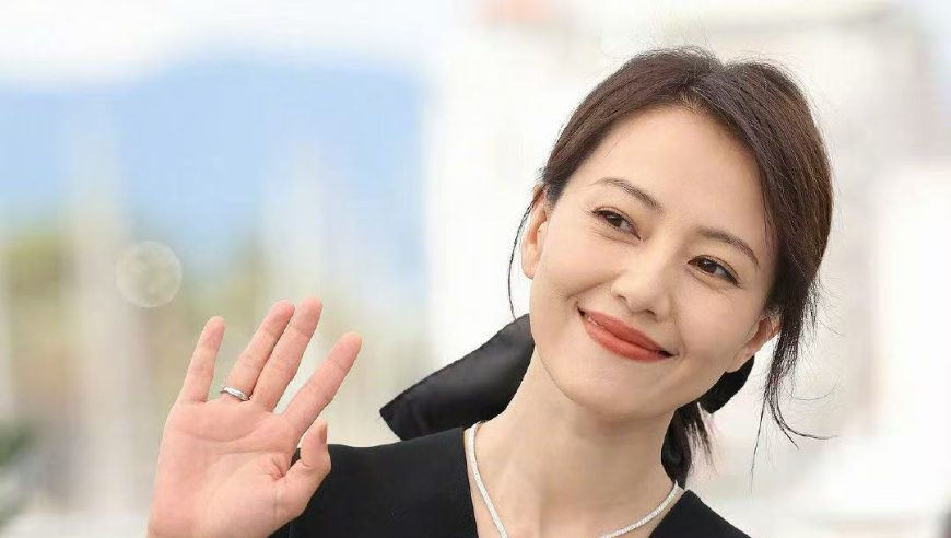 今天澳门一码一肖一特一中,我镜头里天坛的中式美学,精准解释落实的人生哲理_入门版V5.65